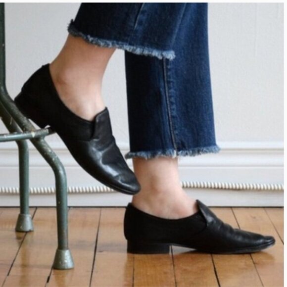 Frye Shoes - Frye Ashley Black Leather Slip On Loafer 8 3479937-BLK